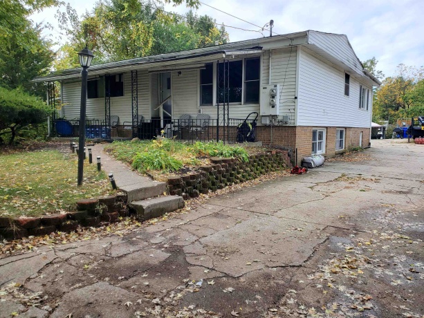 3212 Searles, ROCKFORD, Illinois 61101, ,2 Units,For Sale,Searles,202506511