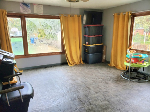 3212 Searles, ROCKFORD, Illinois 61101, ,2 Units,For Sale,Searles,202506511