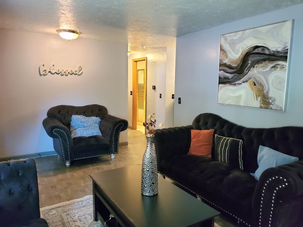 3212 Searles, ROCKFORD, Illinois 61101, ,2 Units,For Sale,Searles,202506511