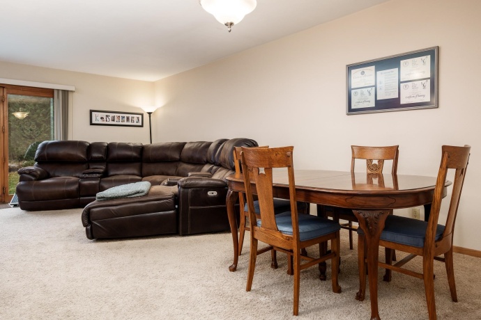 6666 Sandalwood, ROCKFORD, Illinois 61108, 2 Bedrooms Bedrooms, ,3 BathroomsBathrooms,Condominium,For Sale,Sandalwood,202507243