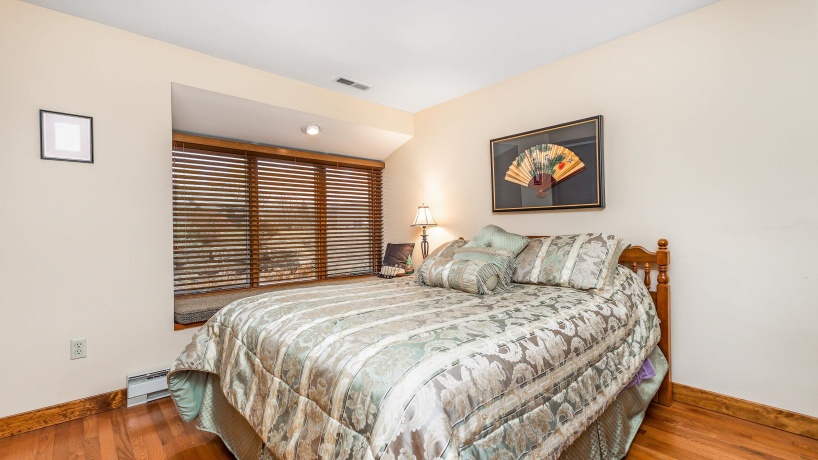 140 Plum Cove, GALENA, Illinois 61036, 3 Bedrooms Bedrooms, ,3 BathroomsBathrooms,Condominium,For Sale,Plum Cove,202507244