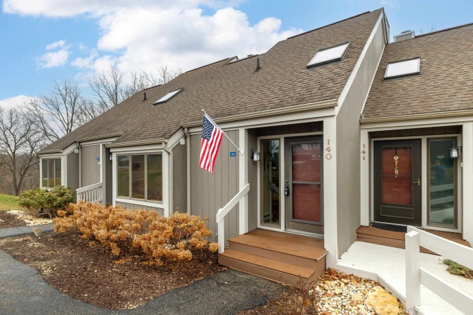 140 Plum Cove, GALENA, Illinois 61036, 3 Bedrooms Bedrooms, ,3 BathroomsBathrooms,Condominium,For Sale,Plum Cove,202507244