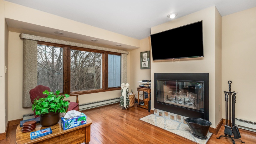 140 Plum Cove, GALENA, Illinois 61036, 3 Bedrooms Bedrooms, ,3 BathroomsBathrooms,Condominium,For Sale,Plum Cove,202507244