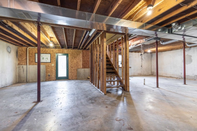 2805 Red Gates, GALENA, Illinois 61036, 3 Bedrooms Bedrooms, ,1 BathroomBathrooms,House,For Sale,Red Gates,202507245