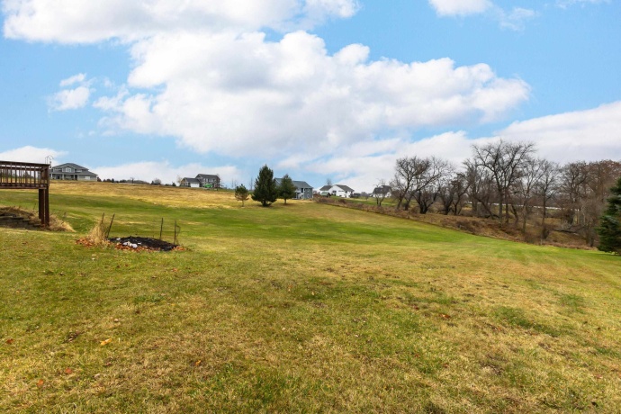 2805 Red Gates, GALENA, Illinois 61036, 3 Bedrooms Bedrooms, ,1 BathroomBathrooms,House,For Sale,Red Gates,202507245