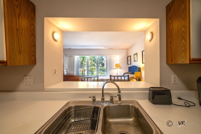 411 Prospect #210, GALENA, Illinois 61036, 2 Bedrooms Bedrooms, ,2 BathroomsBathrooms,Condominium,For Sale,Prospect #210,202505812