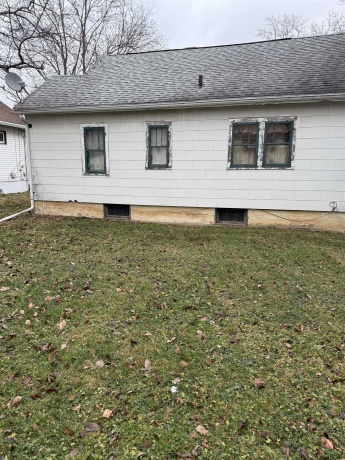 1514 Rawleigh, FREEPORT, Illinois 61032, 2 Bedrooms Bedrooms, ,1 BathroomBathrooms,House,For Sale,Rawleigh,202507246