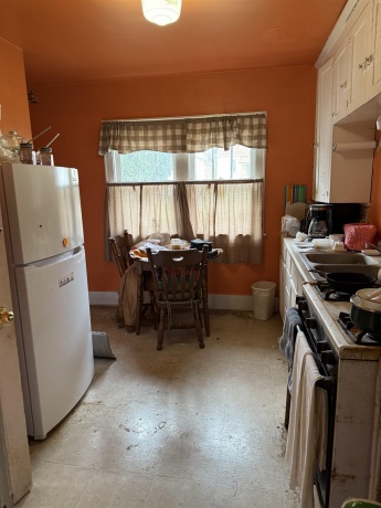 1514 Rawleigh, FREEPORT, Illinois 61032, 2 Bedrooms Bedrooms, ,1 BathroomBathrooms,House,For Sale,Rawleigh,202507246