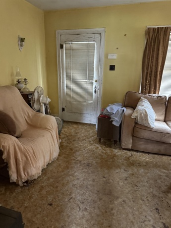 1514 Rawleigh, FREEPORT, Illinois 61032, 2 Bedrooms Bedrooms, ,1 BathroomBathrooms,House,For Sale,Rawleigh,202507246