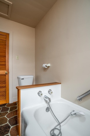 1104 MAIN, SAVANNA, Illinois 61074, 2 Bedrooms Bedrooms, ,1 BathroomBathrooms,House,For Sale,MAIN,202507247