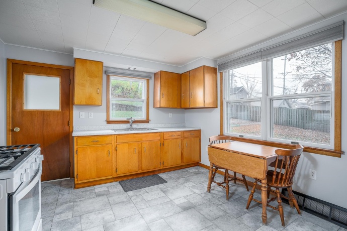 1104 MAIN, SAVANNA, Illinois 61074, 2 Bedrooms Bedrooms, ,1 BathroomBathrooms,House,For Sale,MAIN,202507247