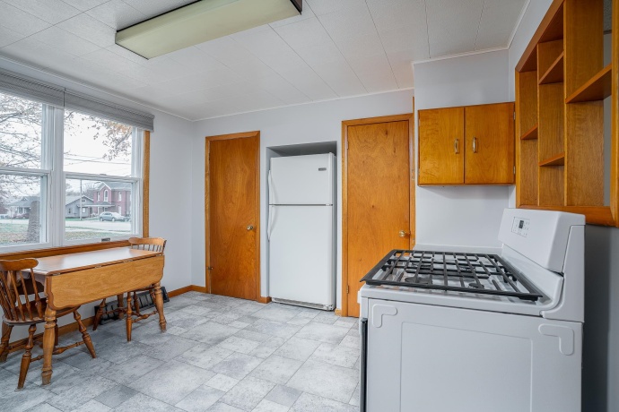 1104 MAIN, SAVANNA, Illinois 61074, 2 Bedrooms Bedrooms, ,1 BathroomBathrooms,House,For Sale,MAIN,202507247