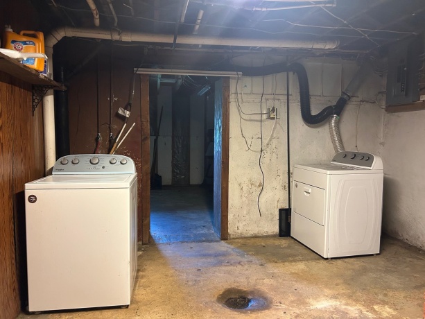 509 Division, POLO, Illinois 61064, 3 Bedrooms Bedrooms, ,1 BathroomBathrooms,House,For Sale,Division,202505167