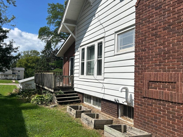 509 Division, POLO, Illinois 61064, 3 Bedrooms Bedrooms, ,1 BathroomBathrooms,House,For Sale,Division,202505167