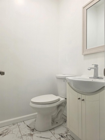 1030 N Winnebago, ROCKFORD, Illinois 61103, 5 Bedrooms Bedrooms, ,1 BathroomBathrooms,House,For Sale,N Winnebago,202507248