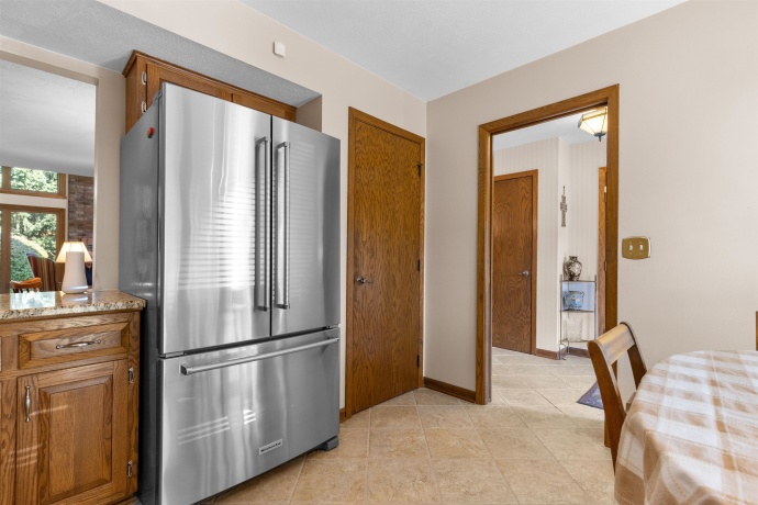 Lg pass through & pantry