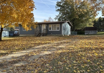 116 Pepin, LENA, Illinois 61048, 3 Bedrooms Bedrooms, ,1 BathroomBathrooms,House,For Sale,Pepin,202507254
