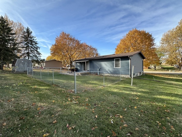 116 Pepin, LENA, Illinois 61048, 3 Bedrooms Bedrooms, ,1 BathroomBathrooms,House,For Sale,Pepin,202507254