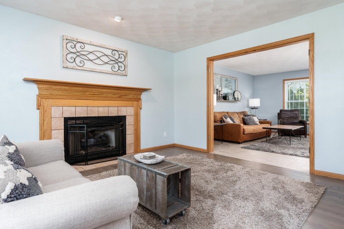 4621 Lindbloom, CHERRY VALLEY, Illinois 61016, 4 Bedrooms Bedrooms, ,3 BathroomsBathrooms,House,For Sale,Lindbloom,202506954