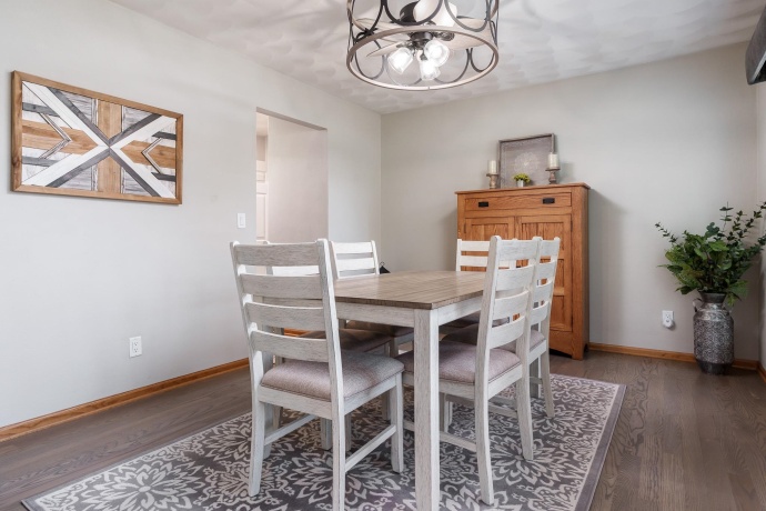 4621 Lindbloom, CHERRY VALLEY, Illinois 61016, 4 Bedrooms Bedrooms, ,3 BathroomsBathrooms,House,For Sale,Lindbloom,202506954