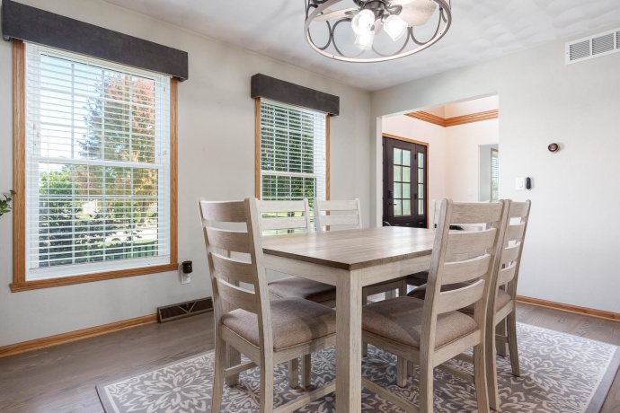 4621 Lindbloom, CHERRY VALLEY, Illinois 61016, 4 Bedrooms Bedrooms, ,3 BathroomsBathrooms,House,For Sale,Lindbloom,202506954