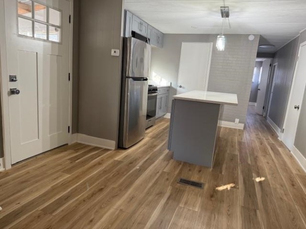 303 LORRAINE DRIVE, FREEPORT, Illinois 61032, 4 Bedrooms Bedrooms, ,1 BathroomBathrooms,House,For Sale,LORRAINE DRIVE,202507257