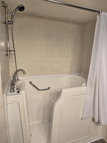 5563 Palisades, ROCKFORD, Illinois 61109, 3 Bedrooms Bedrooms, ,2 BathroomsBathrooms,House,For Sale,Palisades,202507258