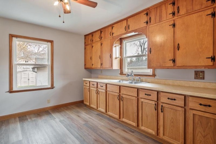 211 HANCOCK, BELVIDERE, Illinois 61008, 2 Bedrooms Bedrooms, ,1 BathroomBathrooms,House,For Sale,HANCOCK,202507262