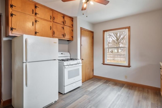 211 HANCOCK, BELVIDERE, Illinois 61008, 2 Bedrooms Bedrooms, ,1 BathroomBathrooms,House,For Sale,HANCOCK,202507262