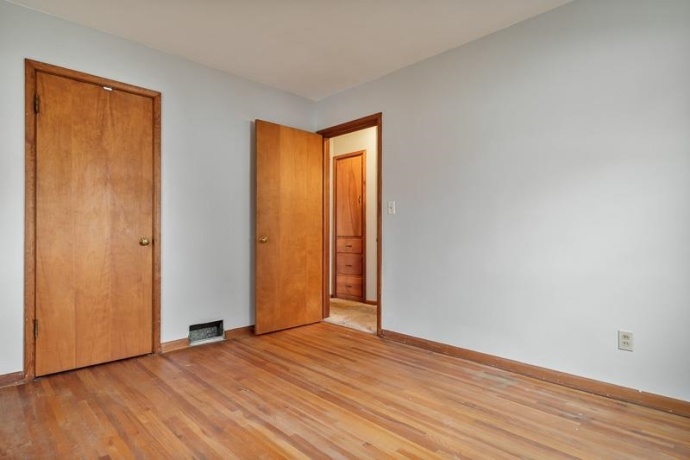 211 HANCOCK, BELVIDERE, Illinois 61008, 2 Bedrooms Bedrooms, ,1 BathroomBathrooms,House,For Sale,HANCOCK,202507262