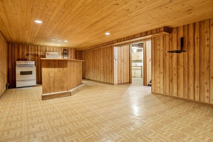 211 HANCOCK, BELVIDERE, Illinois 61008, 2 Bedrooms Bedrooms, ,1 BathroomBathrooms,House,For Sale,HANCOCK,202507262