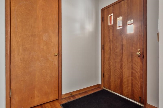 211 HANCOCK, BELVIDERE, Illinois 61008, 2 Bedrooms Bedrooms, ,1 BathroomBathrooms,House,For Sale,HANCOCK,202507262