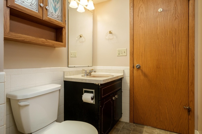 5802 CLARENDON, ROCKFORD, Illinois 61114, 3 Bedrooms Bedrooms, ,2 BathroomsBathrooms,House,For Sale,CLARENDON,202507265