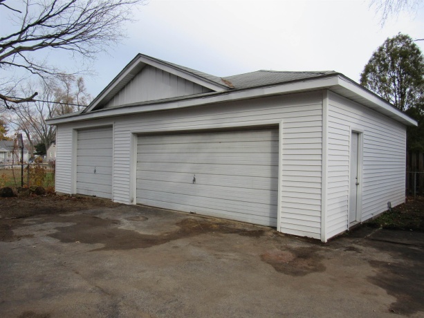 336 BELTEBERG, LOVES PARK, Illinois 61111, 3 Bedrooms Bedrooms, ,2 BathroomsBathrooms,House,For Sale,BELTEBERG,202507268