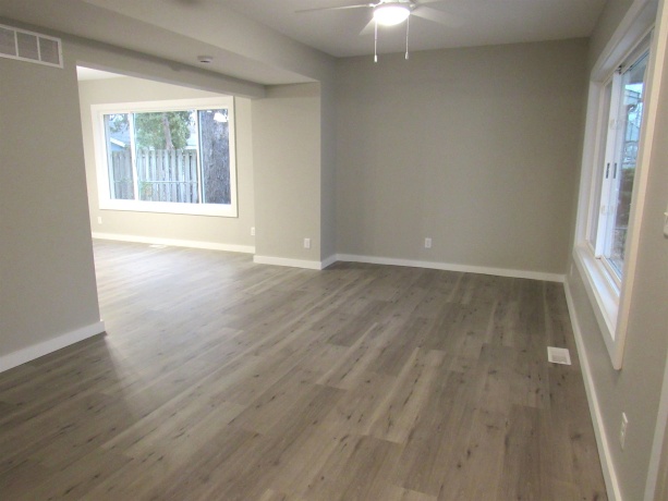 336 BELTEBERG, LOVES PARK, Illinois 61111, 3 Bedrooms Bedrooms, ,2 BathroomsBathrooms,House,For Sale,BELTEBERG,202507268