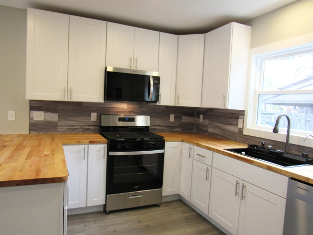 336 BELTEBERG, LOVES PARK, Illinois 61111, 3 Bedrooms Bedrooms, ,2 BathroomsBathrooms,House,For Sale,BELTEBERG,202507268