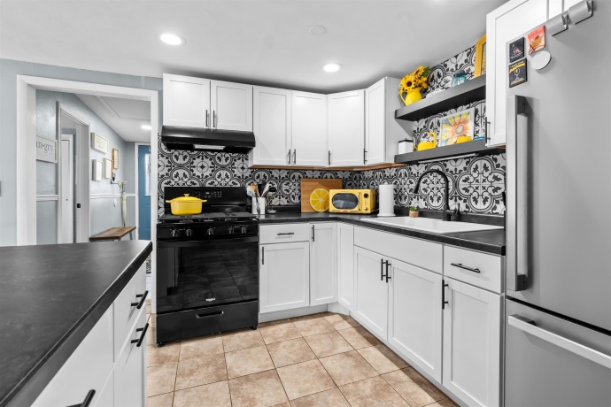 3737 Mill, CHERRY VALLEY, Illinois 61016, 2 Bedrooms Bedrooms, ,1 BathroomBathrooms,House,For Sale,Mill,202507068