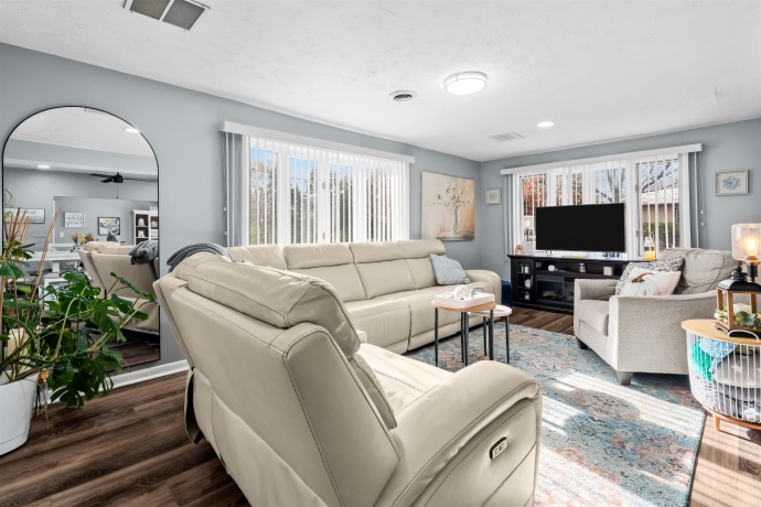 3737 Mill, CHERRY VALLEY, Illinois 61016, 2 Bedrooms Bedrooms, ,1 BathroomBathrooms,House,For Sale,Mill,202507068