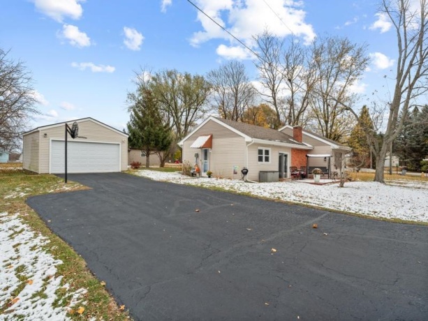 3737 Mill, CHERRY VALLEY, Illinois 61016, 2 Bedrooms Bedrooms, ,1 BathroomBathrooms,House,For Sale,Mill,202507068
