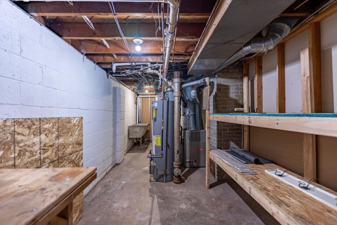 2015 OREGON, ROCKFORD, Illinois 61108, 3 Bedrooms Bedrooms, ,1 BathroomBathrooms,House,For Sale,OREGON,202507126