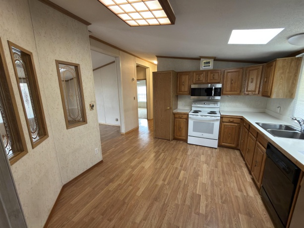 823 Fox, BELVIDERE, Illinois 61008, 3 Bedrooms Bedrooms, ,2 BathroomsBathrooms,House,For Sale,Fox,202507271