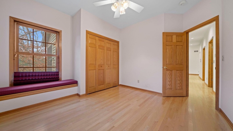 606 Slippery Rock, DIXON, Illinois 61021, 3 Bedrooms Bedrooms, ,3 BathroomsBathrooms,House,For Sale,Slippery Rock,202507272