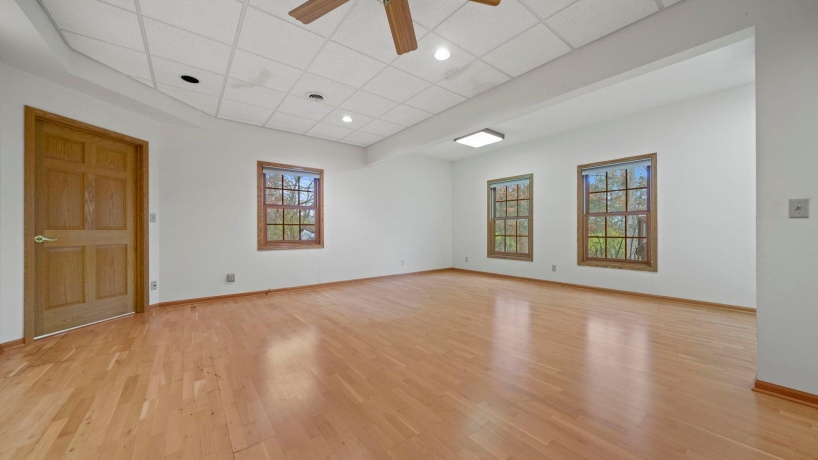 606 Slippery Rock, DIXON, Illinois 61021, 3 Bedrooms Bedrooms, ,3 BathroomsBathrooms,House,For Sale,Slippery Rock,202507272