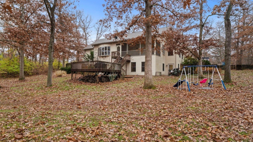 606 Slippery Rock, DIXON, Illinois 61021, 3 Bedrooms Bedrooms, ,3 BathroomsBathrooms,House,For Sale,Slippery Rock,202507272