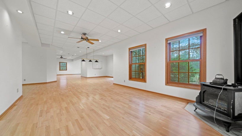 606 Slippery Rock, DIXON, Illinois 61021, 3 Bedrooms Bedrooms, ,3 BathroomsBathrooms,House,For Sale,Slippery Rock,202507272