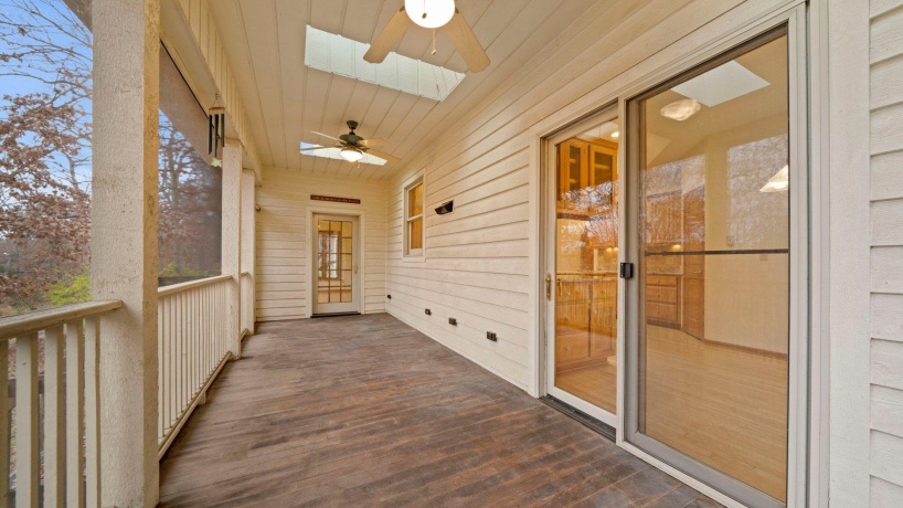 606 Slippery Rock, DIXON, Illinois 61021, 3 Bedrooms Bedrooms, ,3 BathroomsBathrooms,House,For Sale,Slippery Rock,202507272