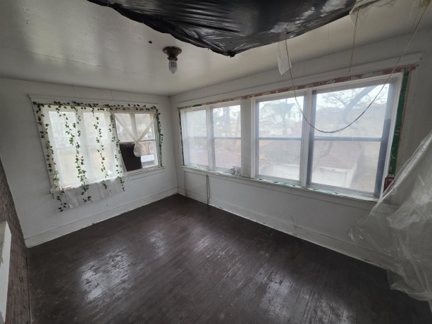 21 Dexter, FREEPORT, Illinois 61032, ,2 Units,For Sale,Dexter,202507276