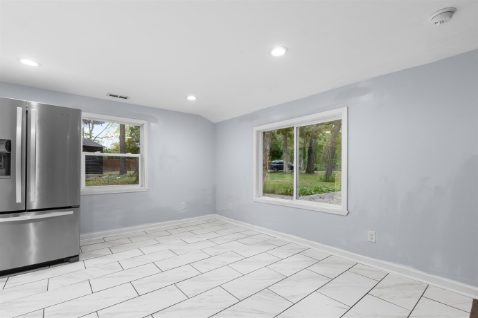 6681 42nd, ROCKFORD, Illinois 61109, 4 Bedrooms Bedrooms, ,2 BathroomsBathrooms,House,For Sale,42nd,202505965