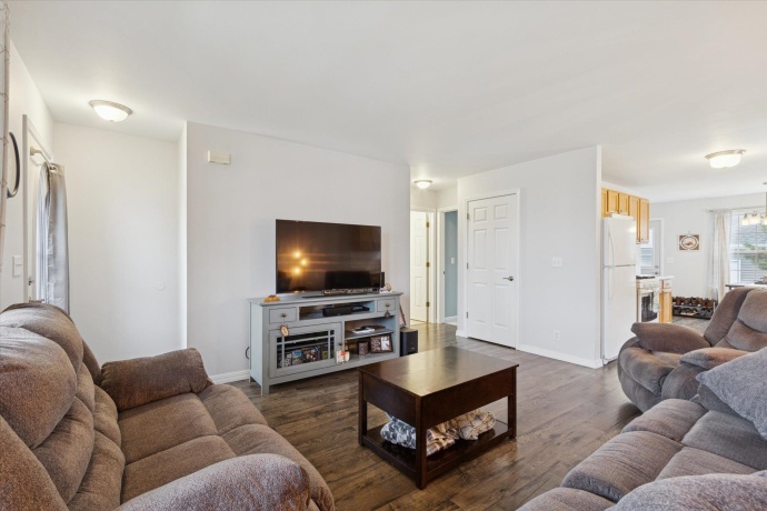 718 Prospect, KIRKLAND, Illinois 60146, 2 Bedrooms Bedrooms, ,1 BathroomBathrooms,House,For Sale,Prospect,202507274