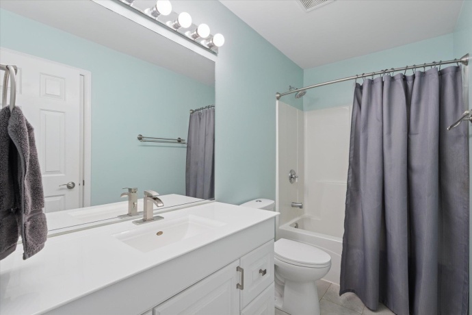 718 Prospect, KIRKLAND, Illinois 60146, 2 Bedrooms Bedrooms, ,1 BathroomBathrooms,House,For Sale,Prospect,202507274
